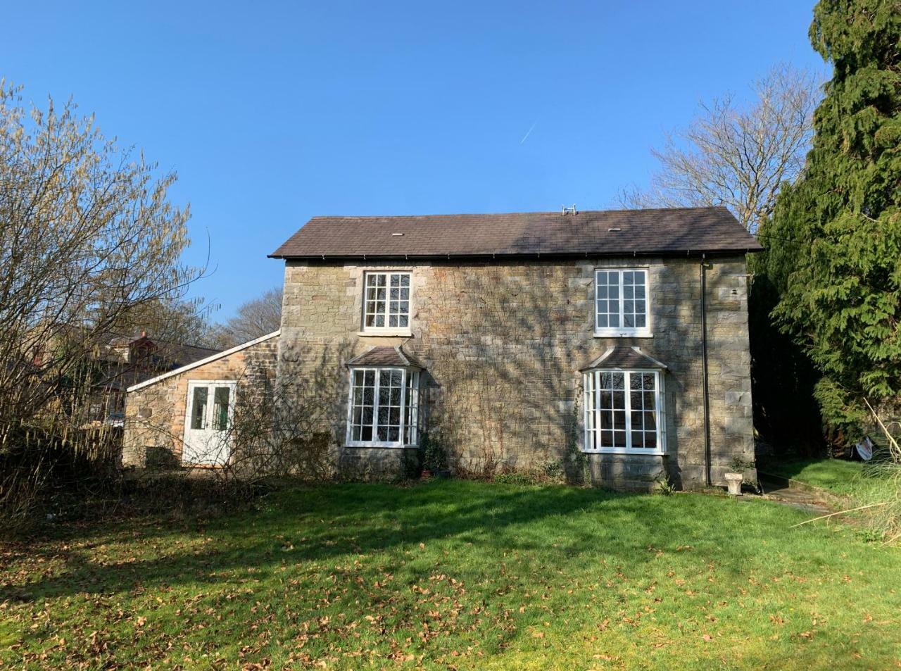 Pontyclerc Farm House Bed And Breakfast Ammanford Exteriör bild